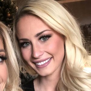 Meet your Posher, Noel